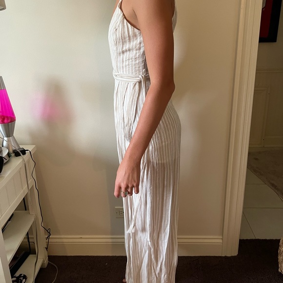 Striped Causal Jumpsuit - Picture 2 of 4